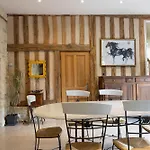 A La Ferme De L'oudon & Ferienhaus Berville (Calvados)
