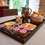 A La Ferme De L'oudon & Ferienhaus *