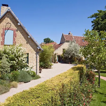 A La Ferme De L'oudon & *