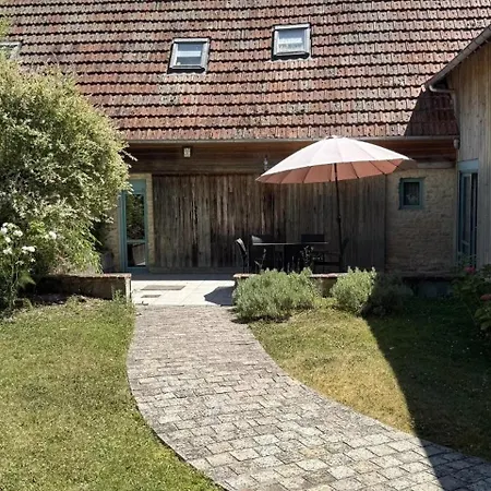 Prázdninový dům A La Ferme De L'oudon & Berville (Calvados)