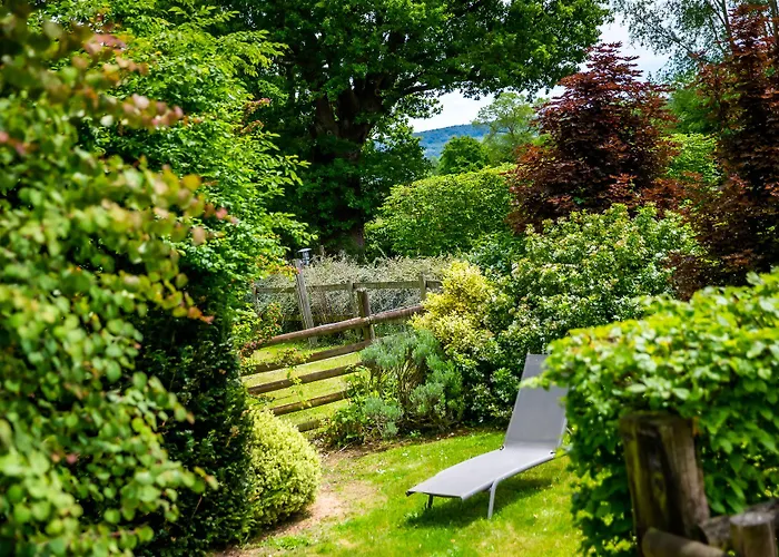 A La Ferme De L'oudon & *