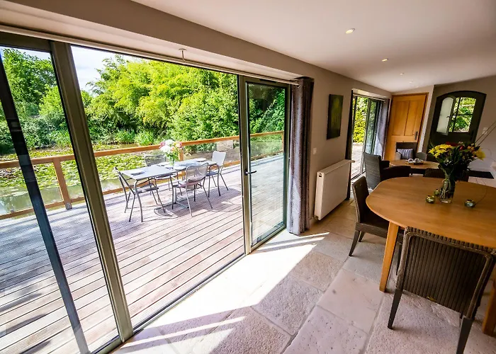 A La Ferme De L'oudon & Tatil Evi