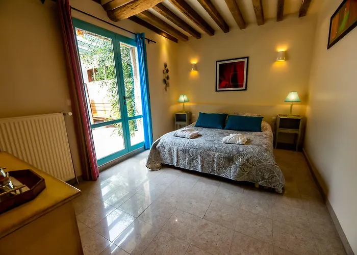 Сasa de vacaciones A La Ferme De L'oudon & *