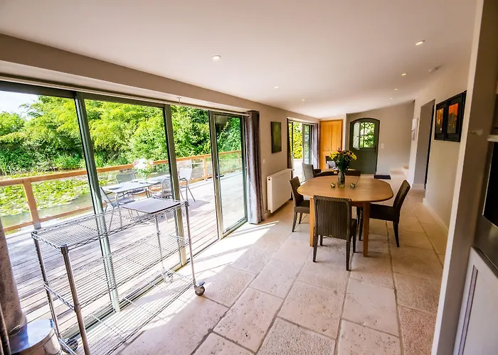 A La Ferme De L'oudon & Сasa de vacaciones