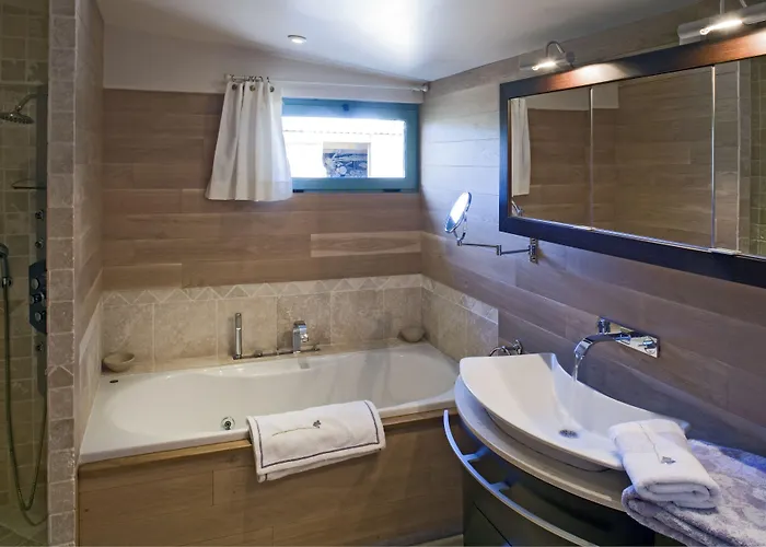 A La Ferme De L'oudon & Berville (Calvados)