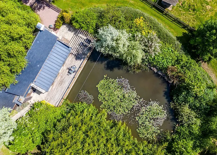 A La Ferme De L'oudon & Сasa de vacaciones Berville (Calvados)