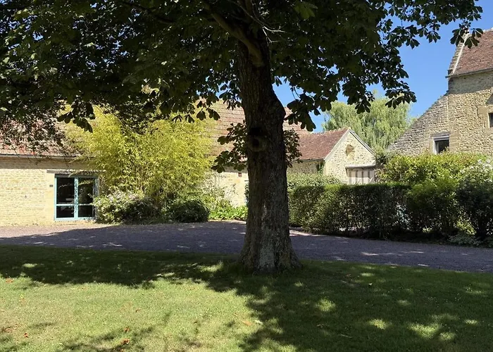 A La Ferme De L'oudon & Tatil Evi Berville (Calvados)