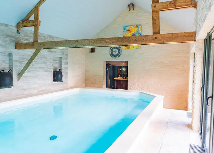 A La Ferme De L'oudon & Tatil Evi *