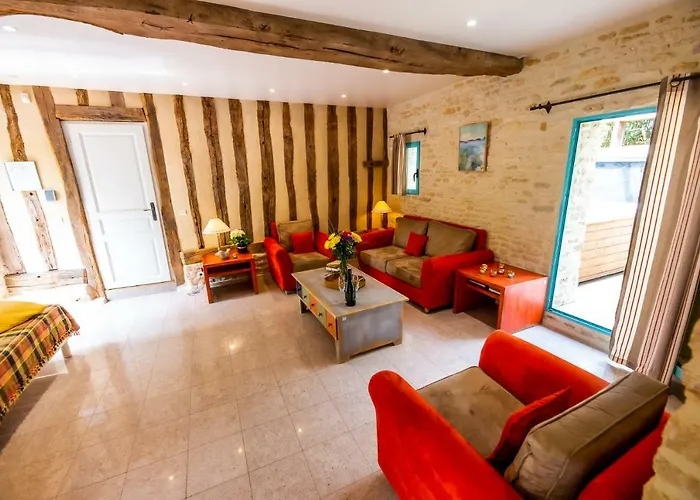 A La Ferme De L'oudon & Tatil Evi *