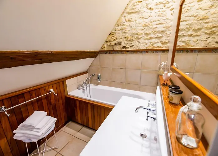 Сasa de vacaciones A La Ferme De L'oudon & *