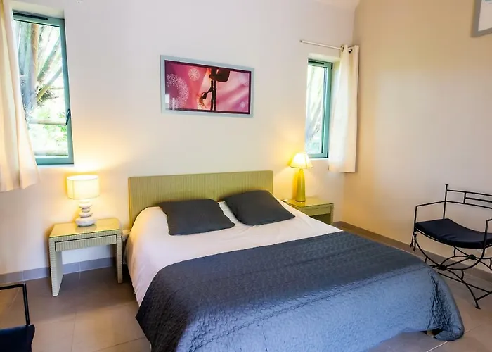 A La Ferme De L'oudon & *