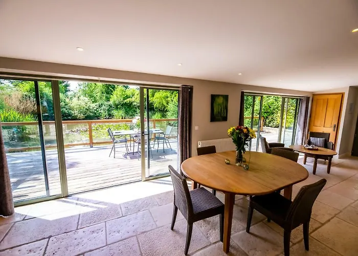 A La Ferme De L'oudon & Tatil Evi *