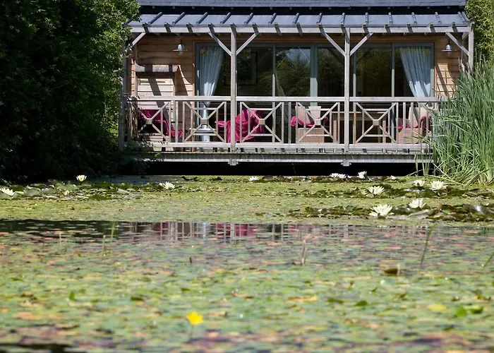 A La Ferme De L'oudon & *