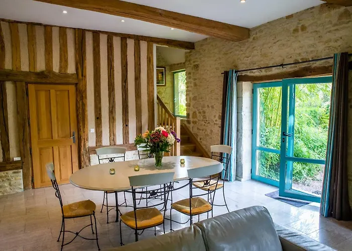 A La Ferme De L'oudon & Berville (Calvados)